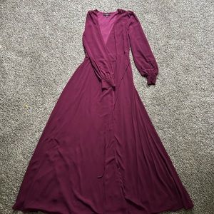 LULUS PLUM FLOOR LENGTH DRESS BRAND NEW WORN ONCE NO STAINS